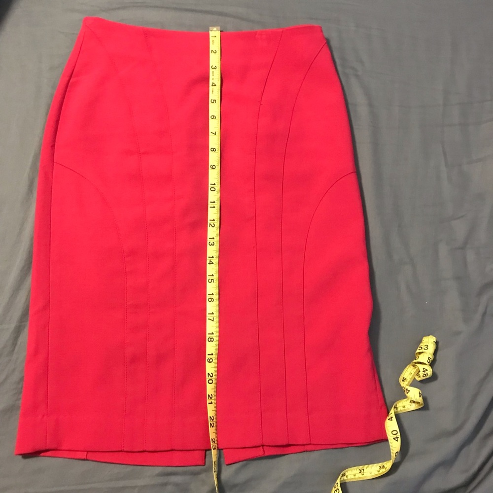 Deep rich pink. Not hot!